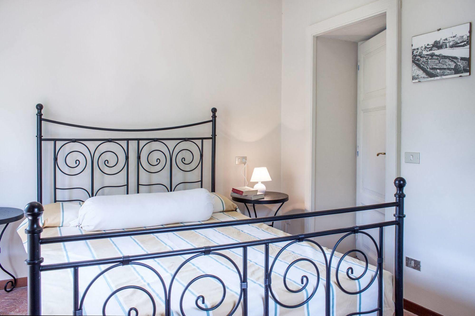 Casa La Viola Blu Bed and Breakfast Cernobbio Buitenkant foto