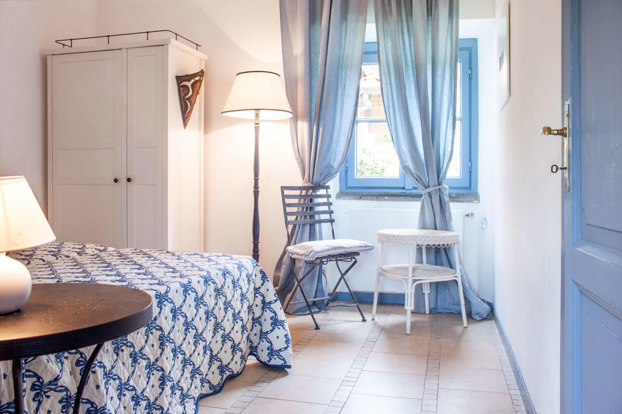 Casa La Viola Blu Bed and Breakfast Cernobbio Buitenkant foto